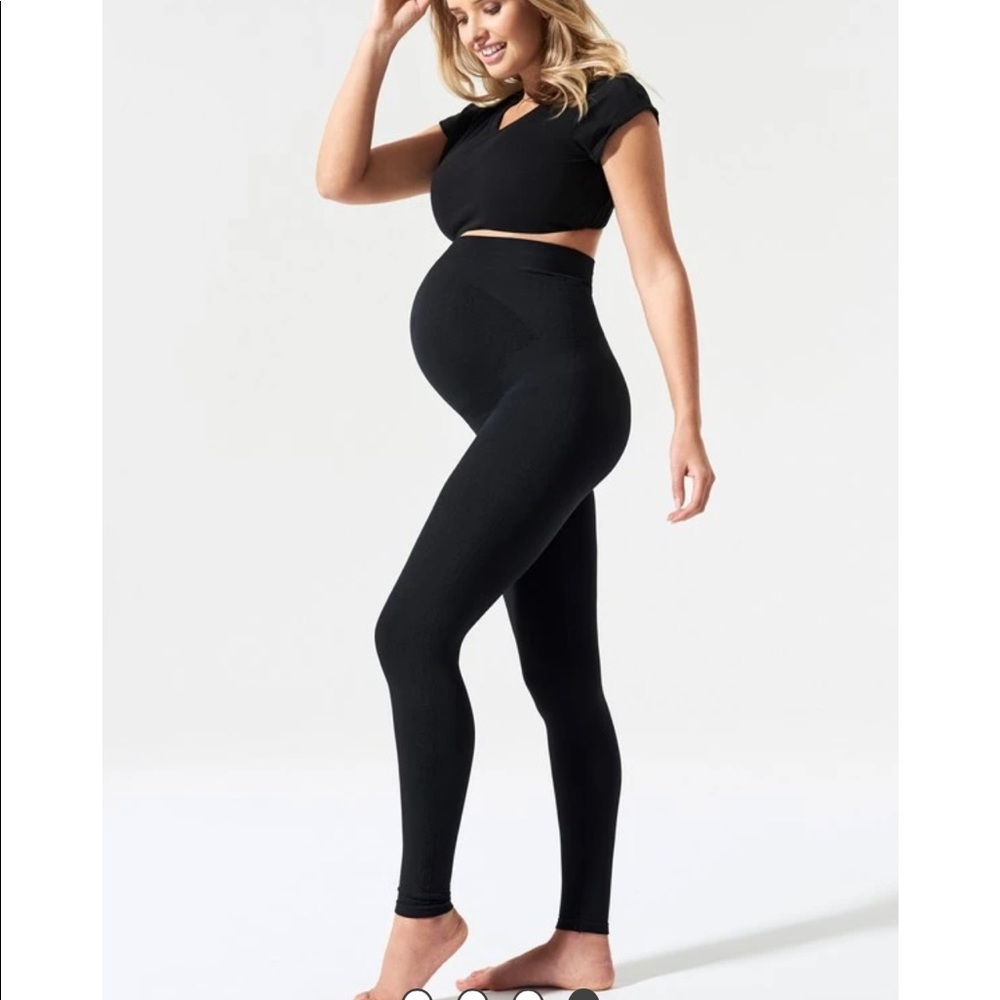 Blanqi maternity leggings size medium